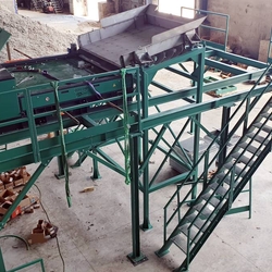 Automated plastic waste sorting line